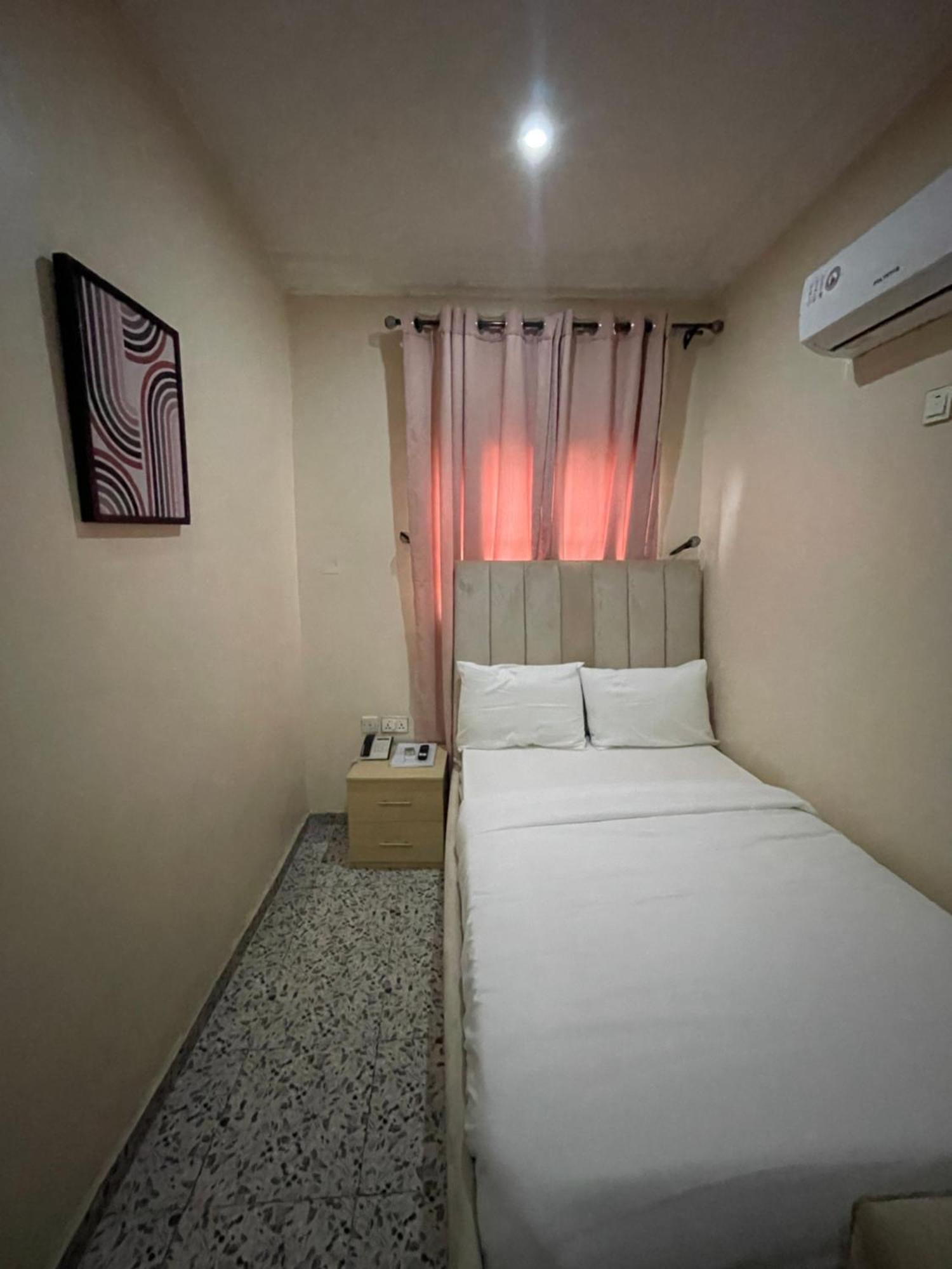 Nexus Xpress Hotel Abuja Eksteriør billede