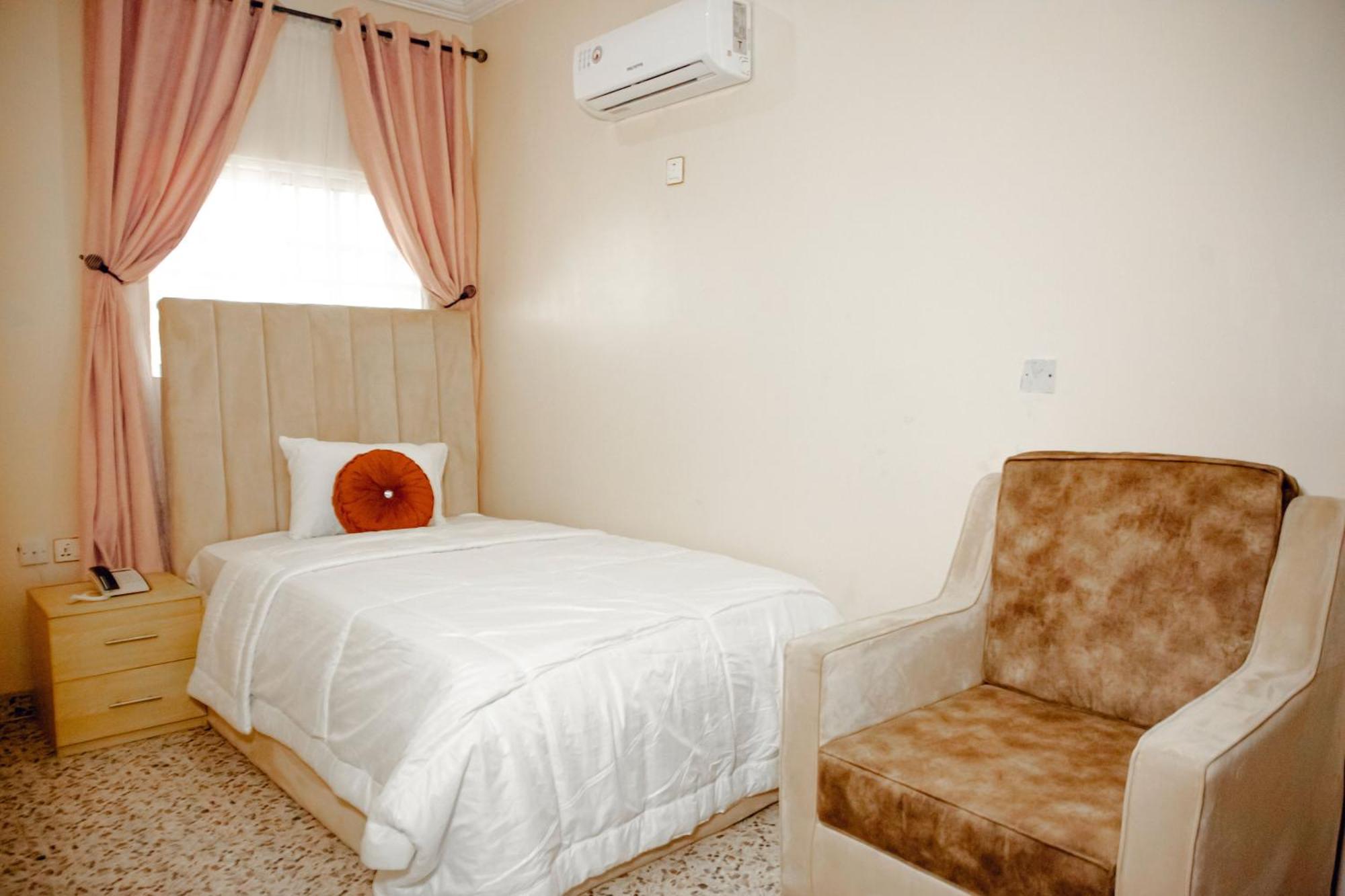 Nexus Xpress Hotel Abuja Eksteriør billede